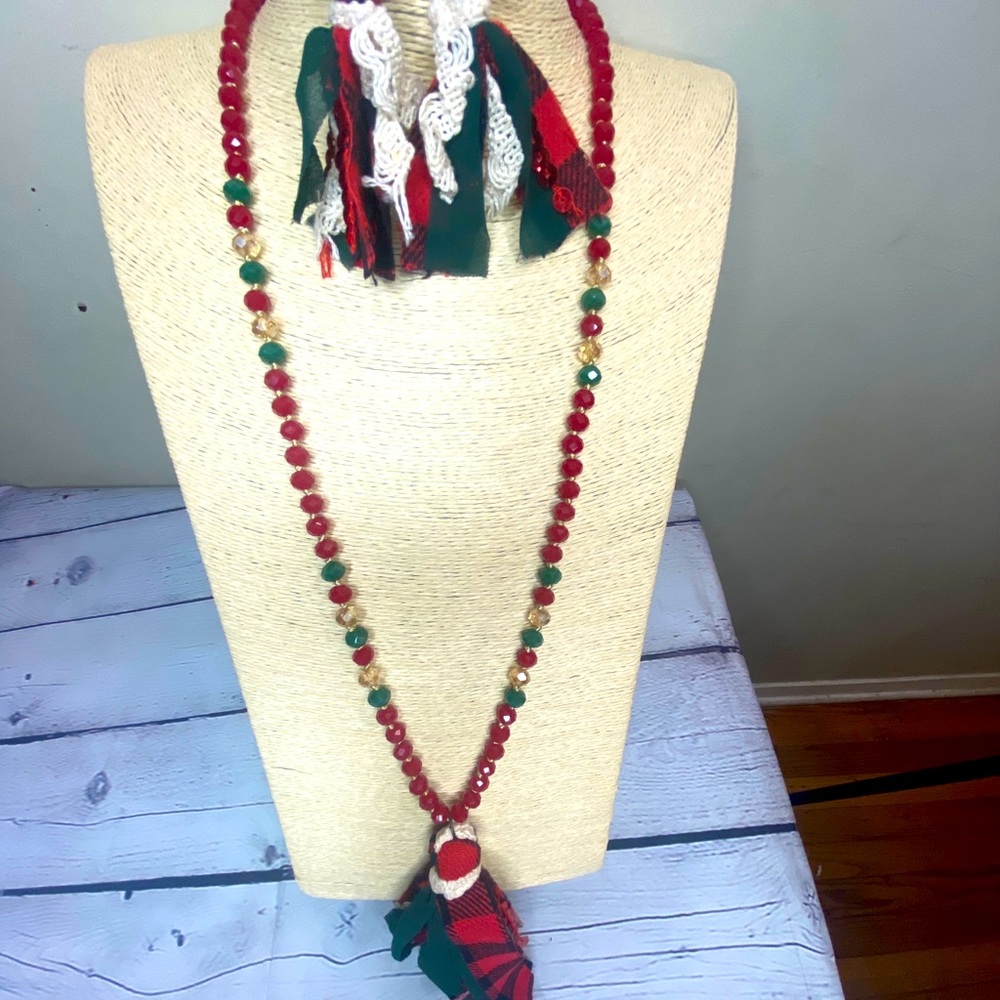 Red and Green Beaded Necklace and Earring Set